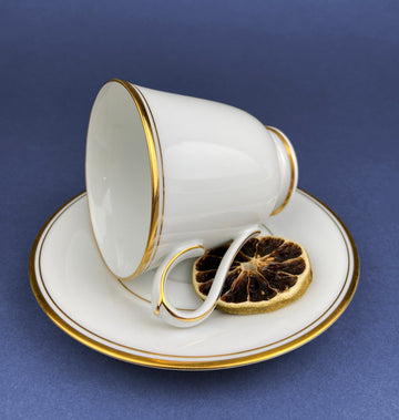 Noritake Allison Tea Set: Gold Band China Cups and Saucers (Set of Five)